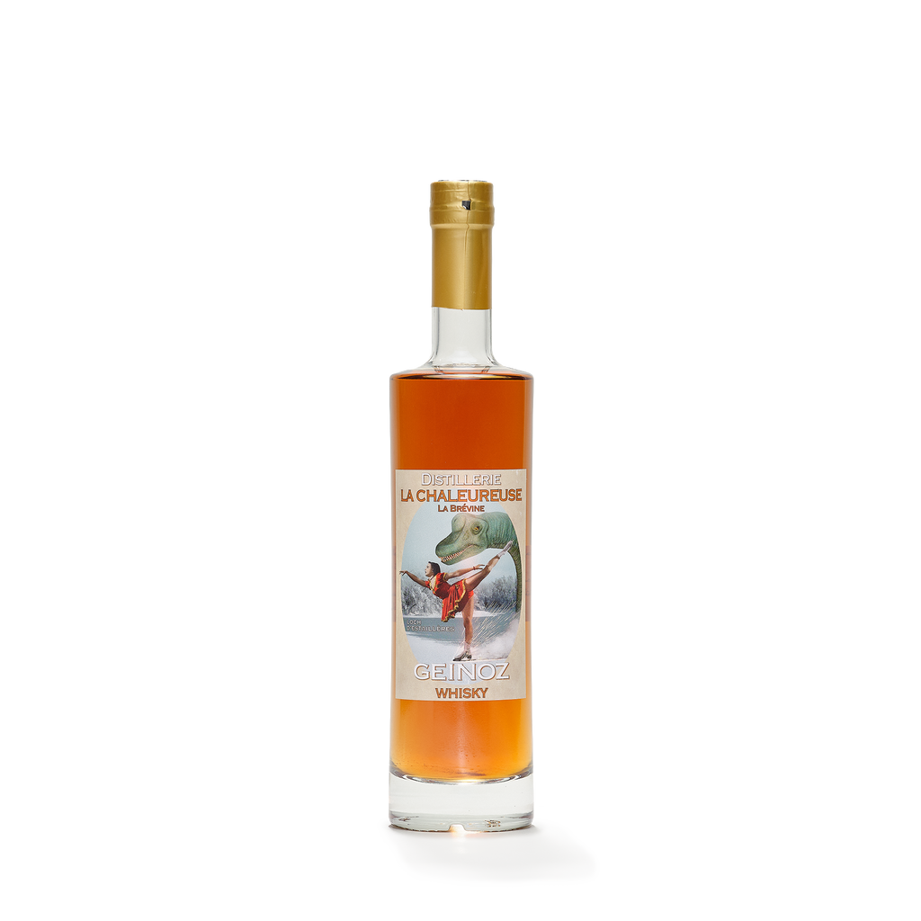 Distillerie La Chaleureuse Geinoz Whisky bottle caramel color front view